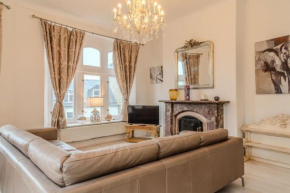 Palace View Apartment